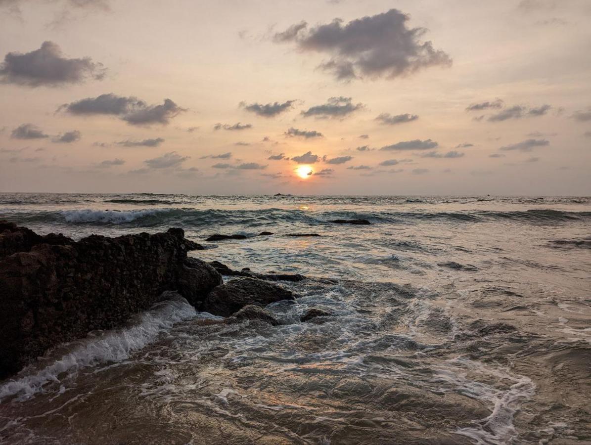 Sunset Cabana Galle Exterior photo