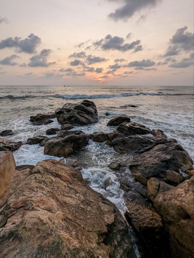 Sunset Cabana Galle Exterior photo